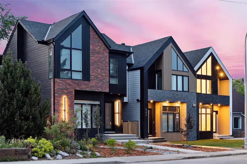 Ace Homes craftsmanship: 260 22 Ave NE custom build