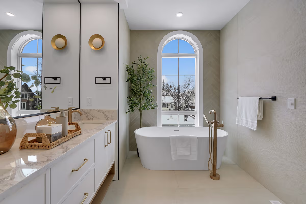 Bathrooms & ensuites